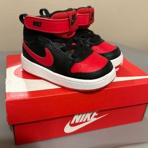 Nike court high tops for kids 5C - LIKE NEW